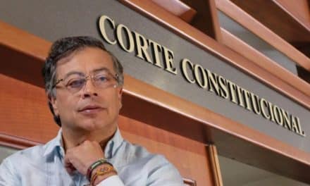 Corte Constitucional ordenó devolver $25.000 millones cobrados con la emergencia económica de Petro,El alto Tribunal tumbó los impuestos del Gobierno y ordenó reembolsar todo lo recaudado.Petro dice que no hay nada que devolver