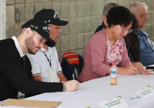 Gobierno suspende diálogos con cabecillas de bandas tras parranda en cárcel de Itagüí