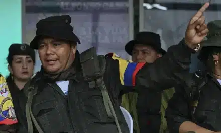 Disidencias de las Farc acusan al presidente Gustavo Petro de pagar su campaña de la mano de grupos criminales: “La financió la mafia, la sangre colombiana”