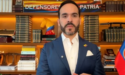 Abelardo de la Espriella anuncia recorte de 229 cargos en la Presidencia